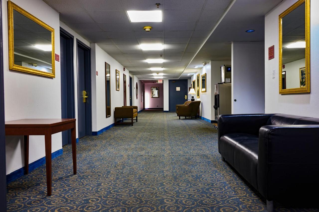 Mclure Hotel Wheeling Eksteriør bilde