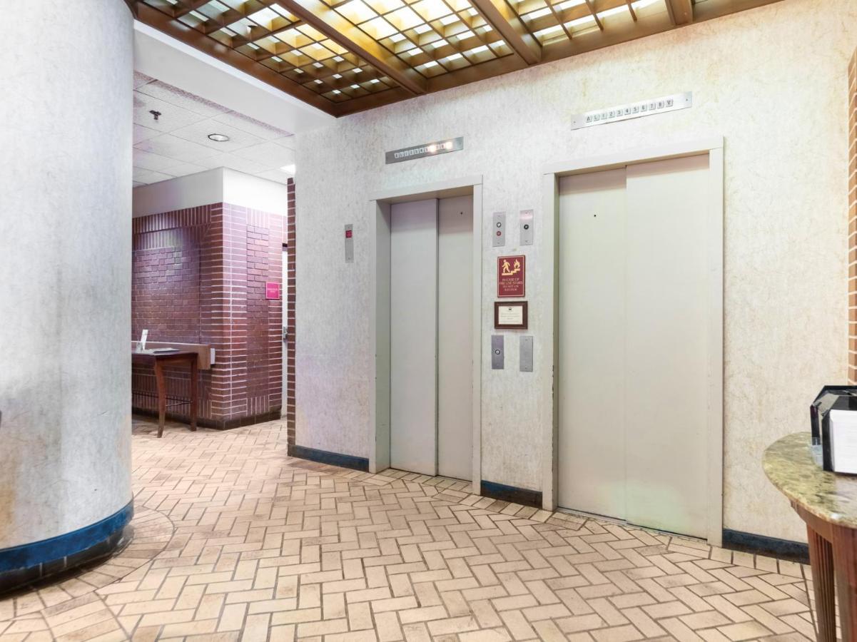 Mclure Hotel Wheeling Eksteriør bilde