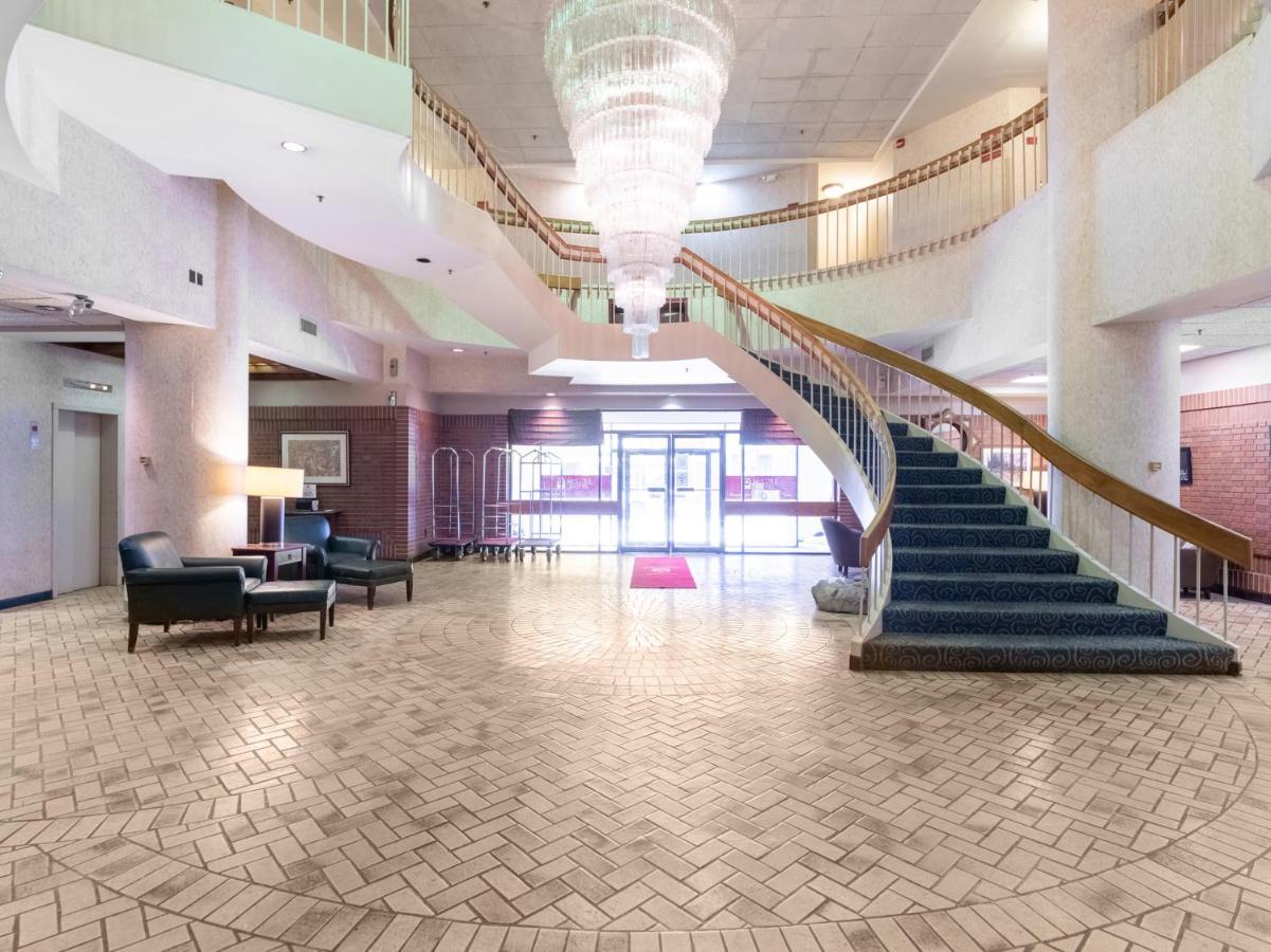 Mclure Hotel Wheeling Eksteriør bilde
