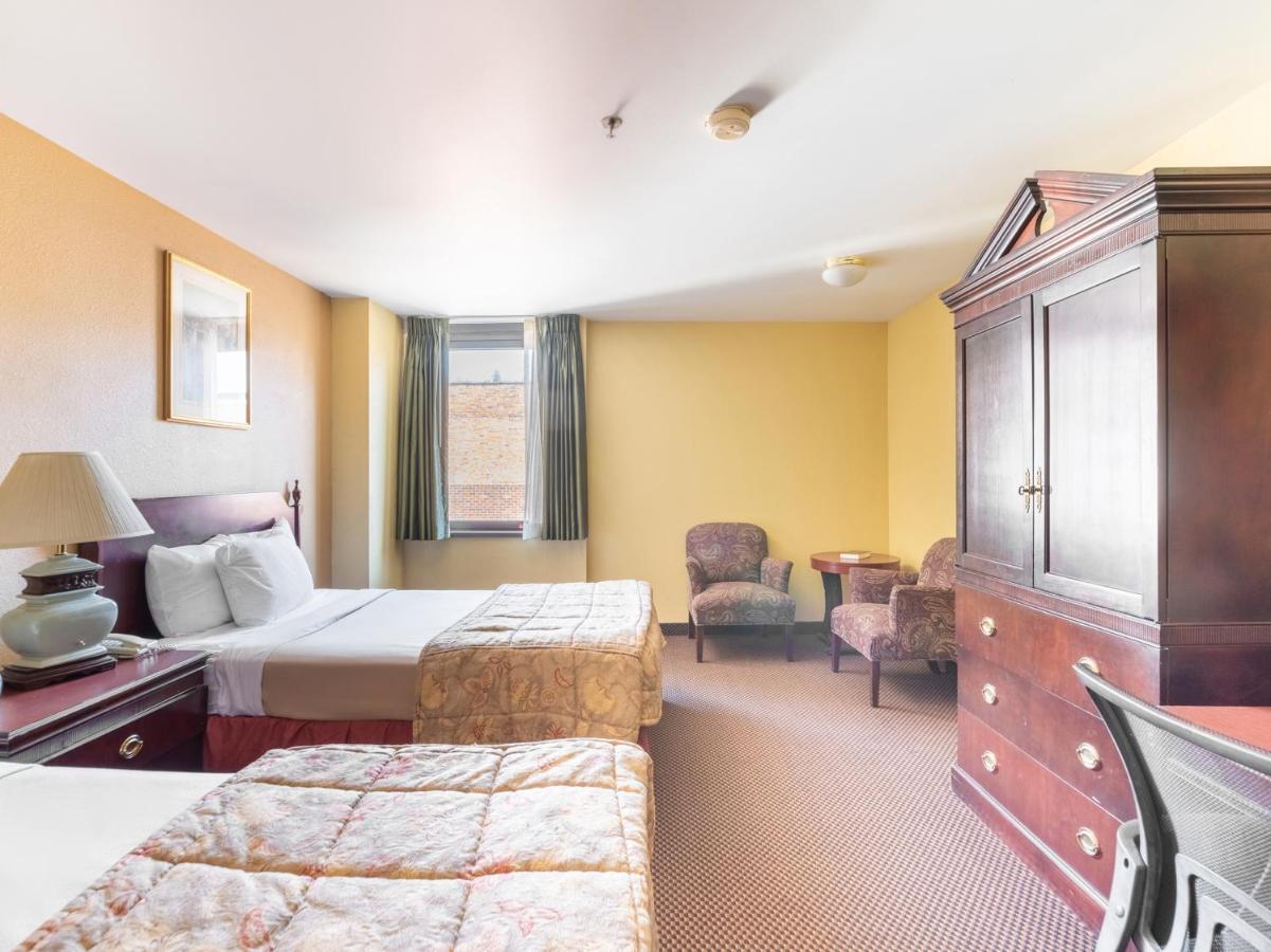 Mclure Hotel Wheeling Eksteriør bilde