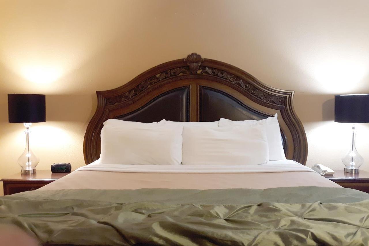 Mclure Hotel Wheeling Eksteriør bilde